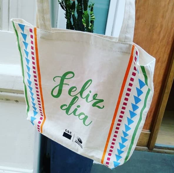 Moldería, Corte, Confección, Estampado y Bordado